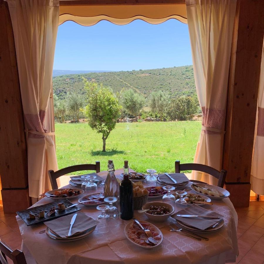 Agriturismo B&B Casteldoria Santa Maria  Eksteriør billede