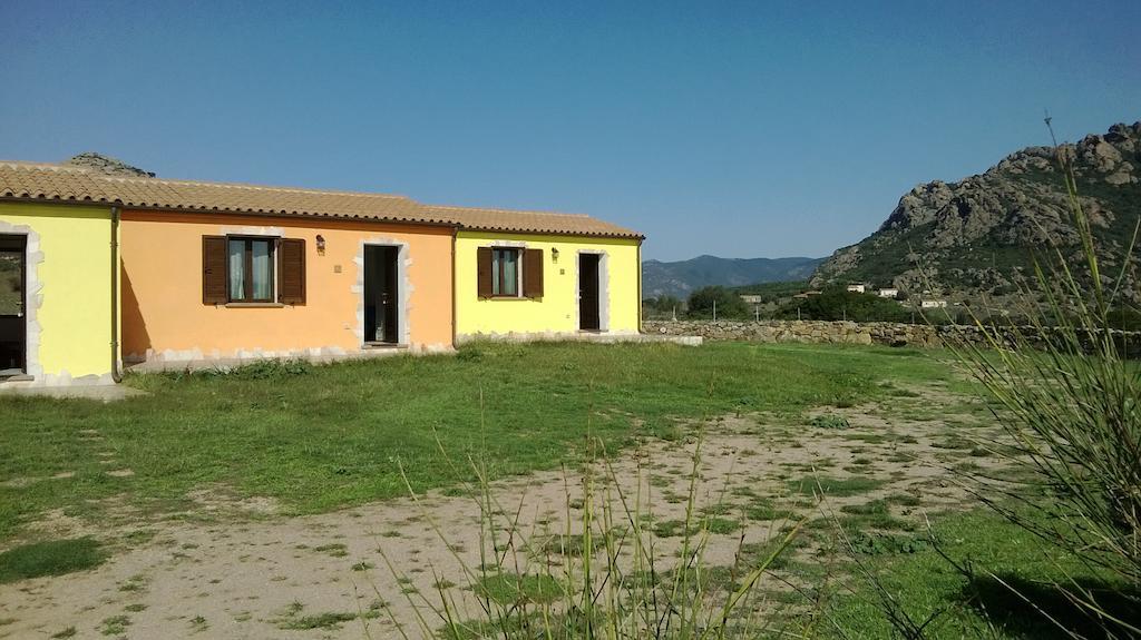 Agriturismo B&B Casteldoria Santa Maria  Eksteriør billede