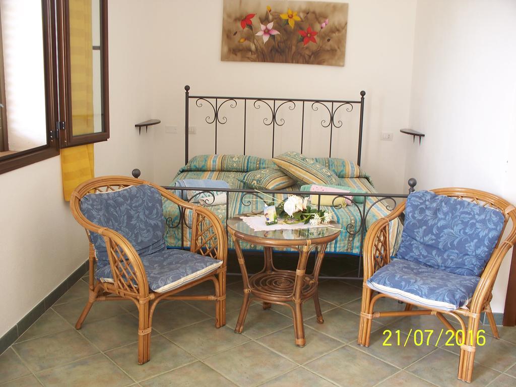 Agriturismo B&B Casteldoria Santa Maria  Eksteriør billede