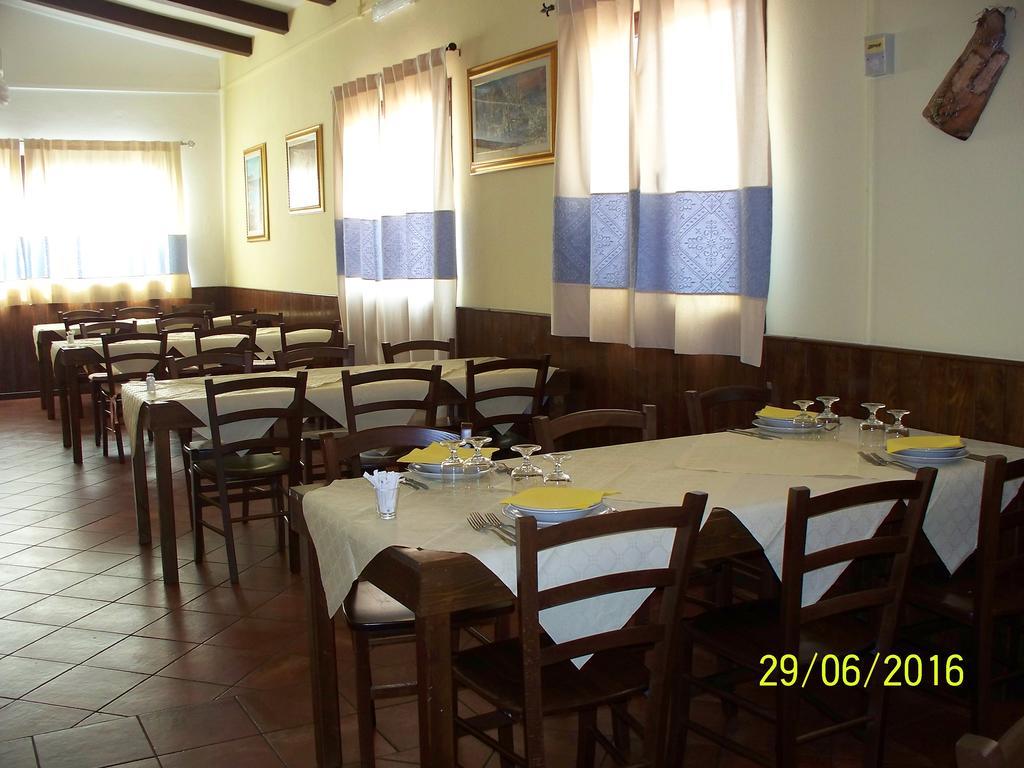 Agriturismo B&B Casteldoria Santa Maria  Eksteriør billede